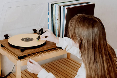 Best Record Player For Teenagers: 5 Tips To Help You Choose The Most Suitable System
