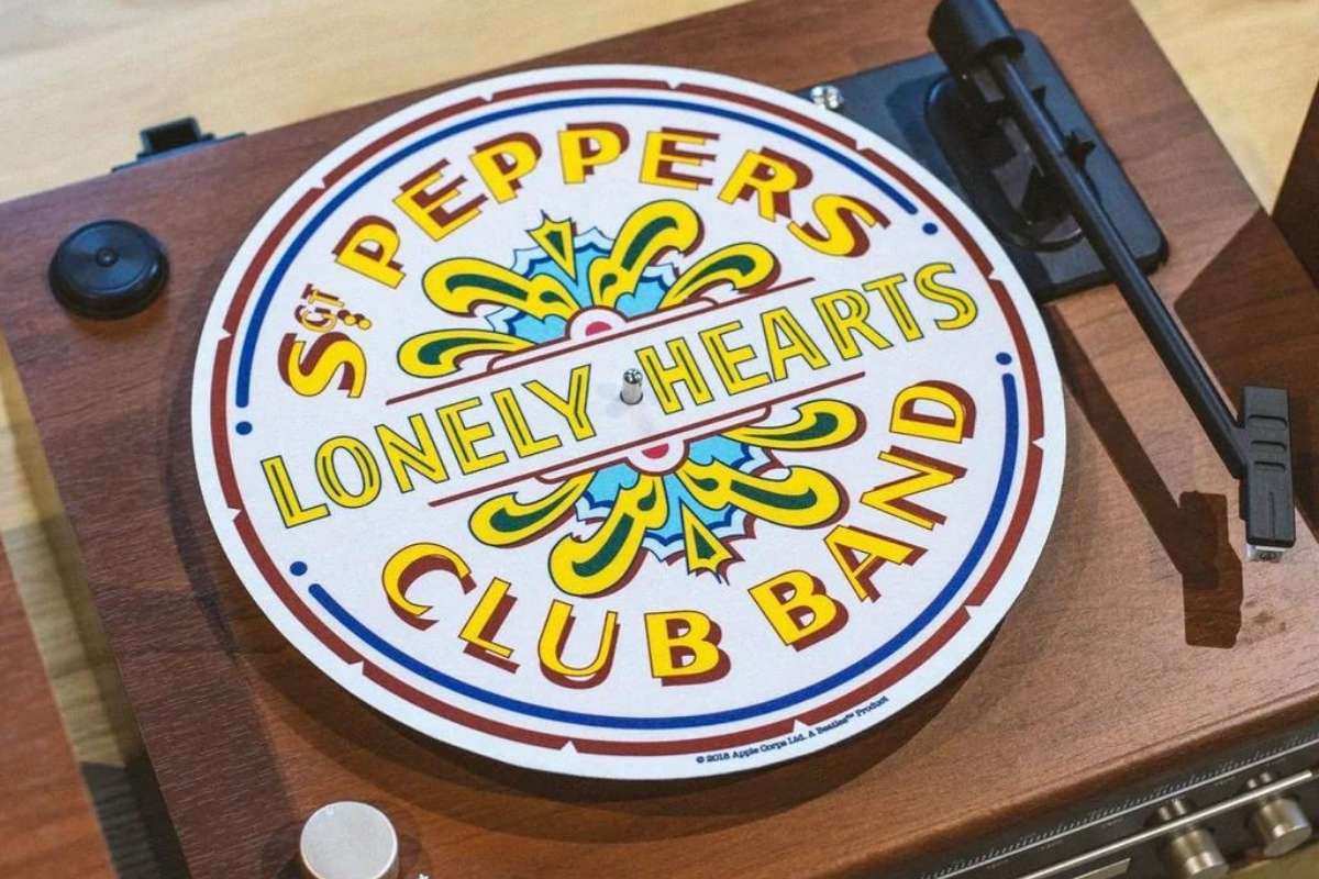 What Does A Turntable Slip Mat Do & Do You Need One?