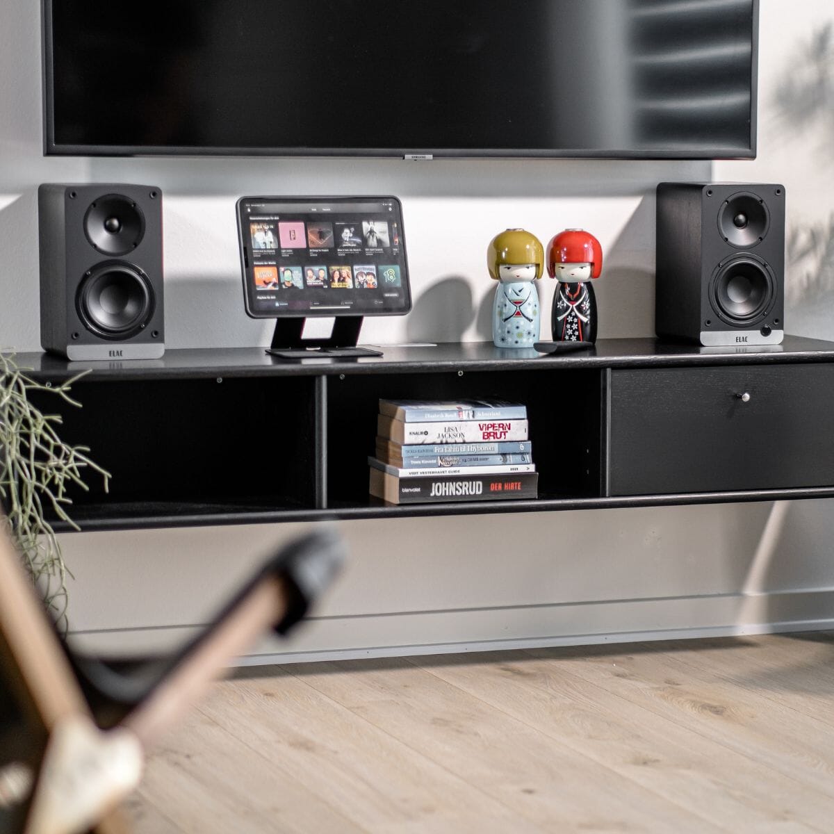 Elac Debut ConneX DCB41 4.5" Active Bookshelf Speakers (Pair) - K&B Audio