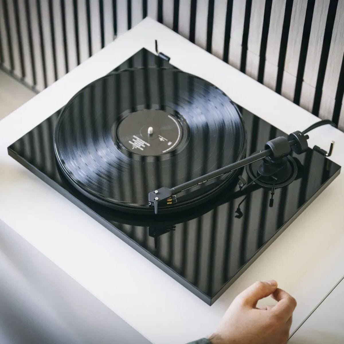 Pro-Ject E1.2 Turntable - Manual - Audiophile Grade - K&B Audio