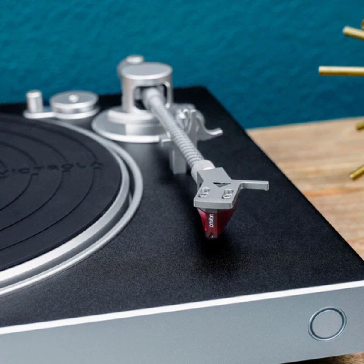 Victrola Hi-Res Carbon Bluetooth Turntable - Manual - K&B Audio