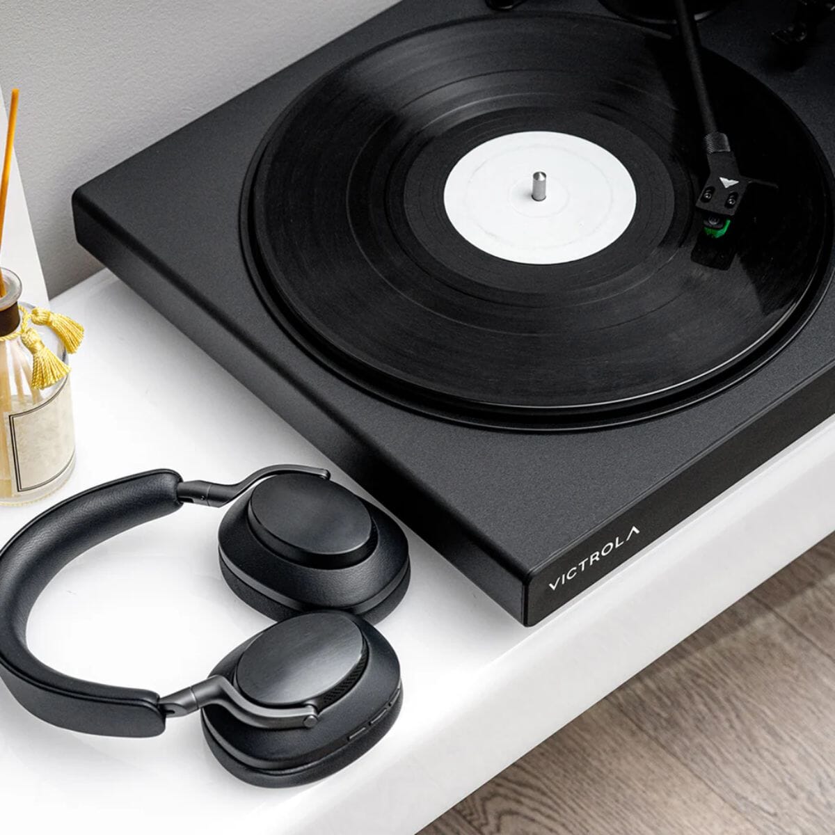 Victrola Hi-Res Onyx Bluetooth Turntable - Manual - K&B Audio