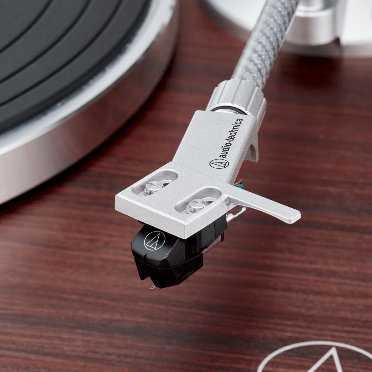 Audio-Technica LPW50BT-RW Bluetooth Turntable - Manual - Belt Drive - K&B Audio