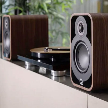 WiiM AMP + Q Acoustics 5010 4.5" Bookshelf Speakers - K&B Audio