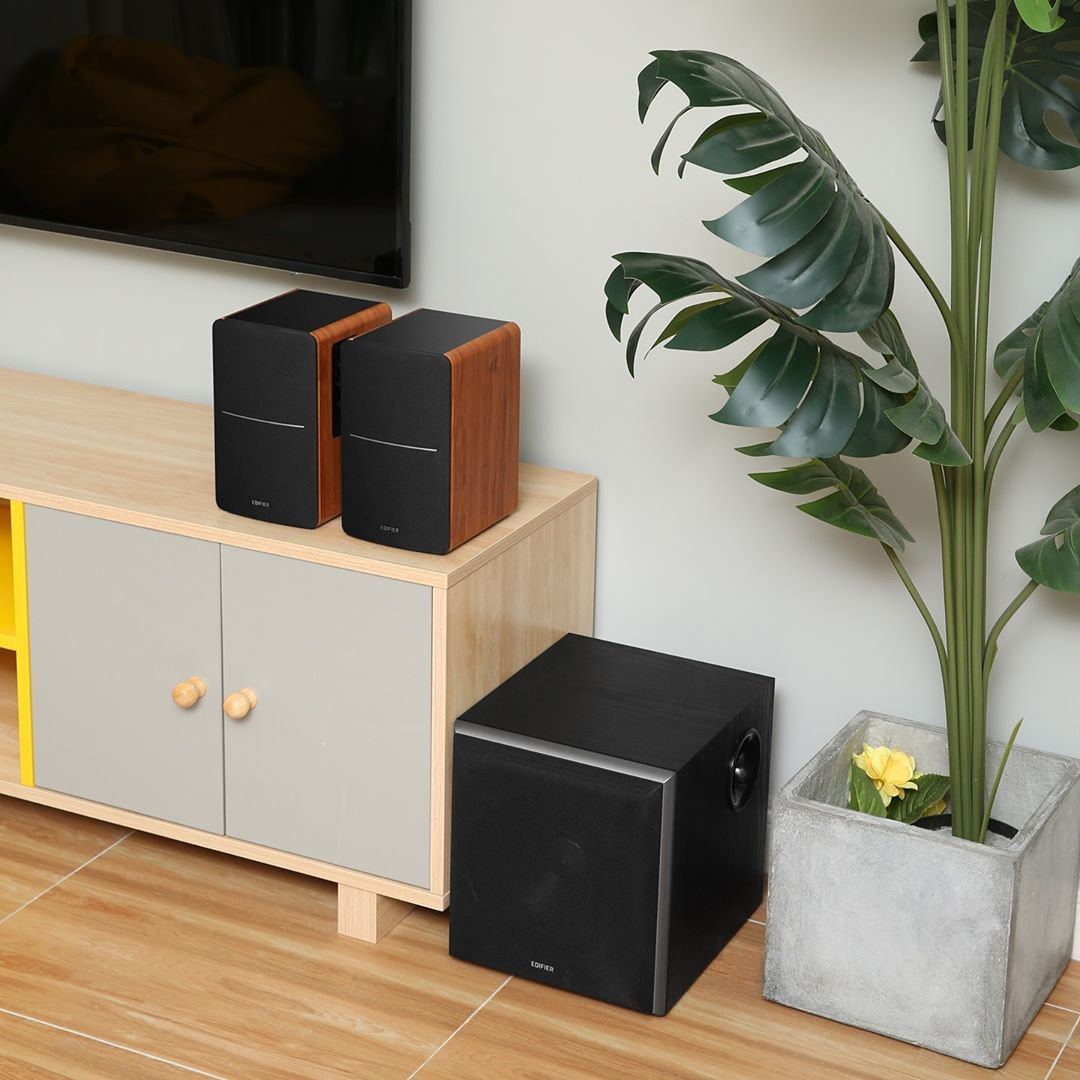 Edifier R1280DBs Active Bookshelf Speakers + Edifier T5 Subwoofer - K&B Audio