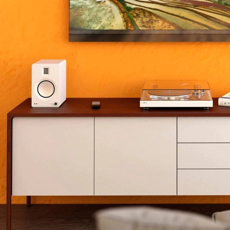 Pro-Ject E1 Turntable + Kanto TUK Active Bluetooth Speakers - K&B Audio