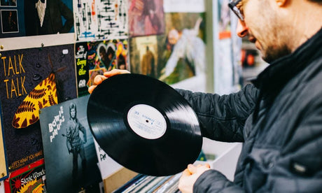 5 Steps To Correctly Handle Vinyl Records