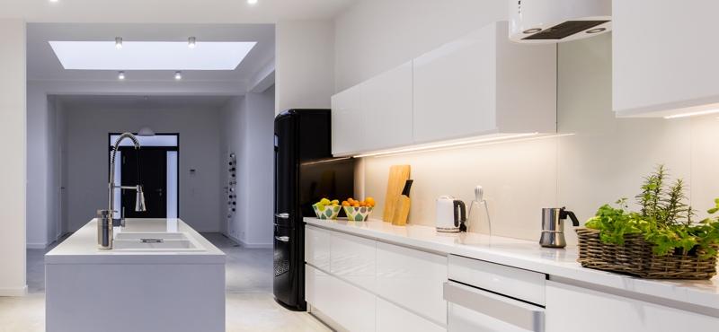 Why You Should Choose Ceiling Speakers For Your Kitchen Refurb!