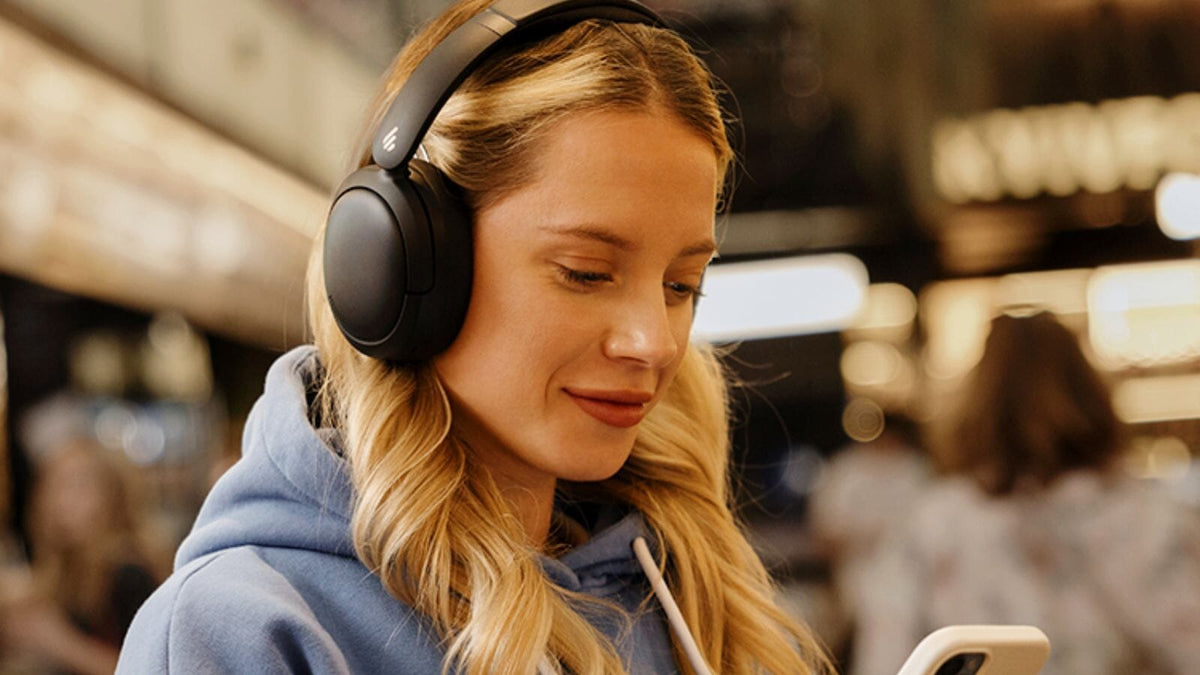 Noise Cancelling Headphones