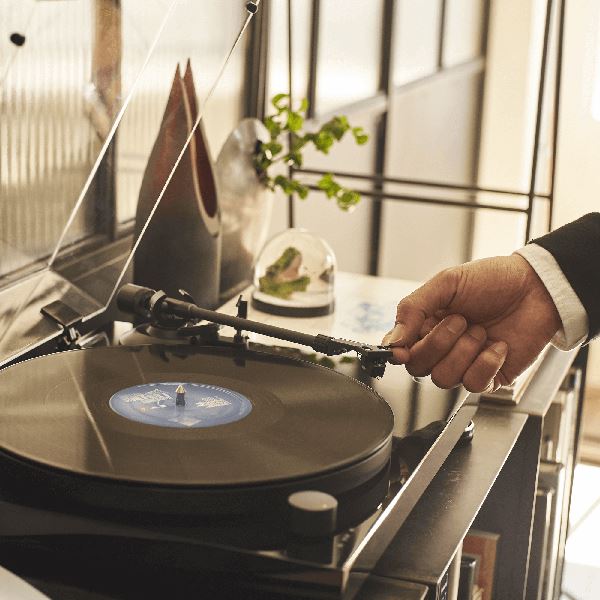 Audio-Technica LPW50PB Turntable - Manual - Belt Drive - K&B Audio