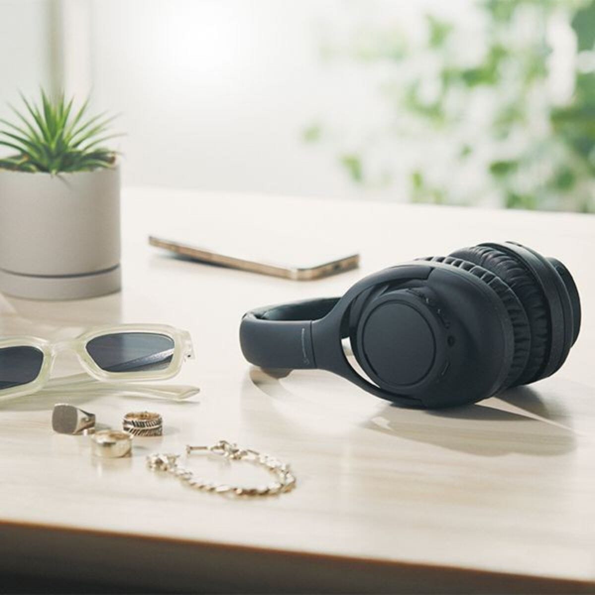 Audio-Technica ATH-S300BT Wireless Bluetooth Noise Cancelling