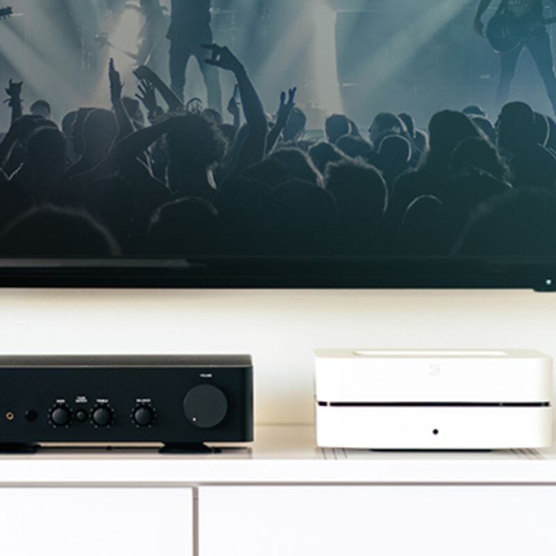 Bluesound VAULT 2i 2TB CD Ripper and Hi-Res Music Streamer - K&B Audio