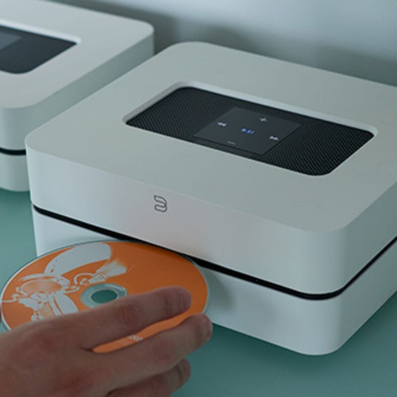 Bluesound VAULT 2i 2TB CD Ripper and Hi-Res Music Streamer - K&B Audio