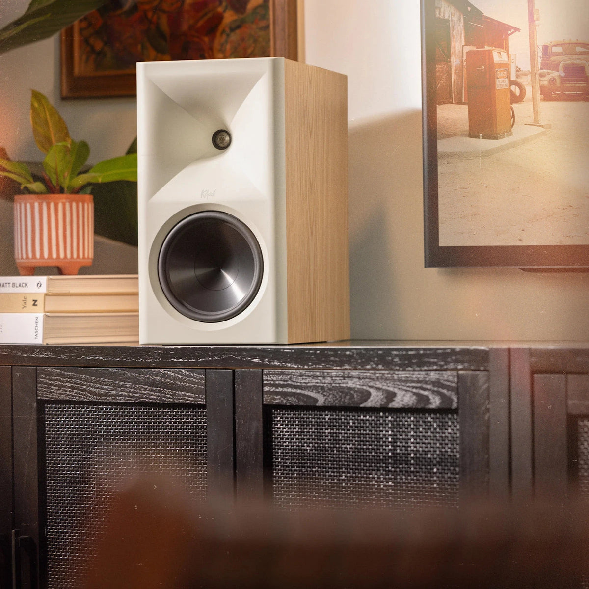 Klipsch The Sevens II Active Bookshelf Speakers (Pair) - K&B Audio