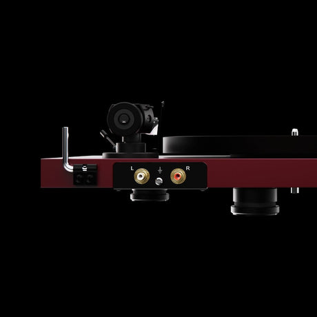 Pro-Ject Debut EVO 2 Turntable - K&B Audio