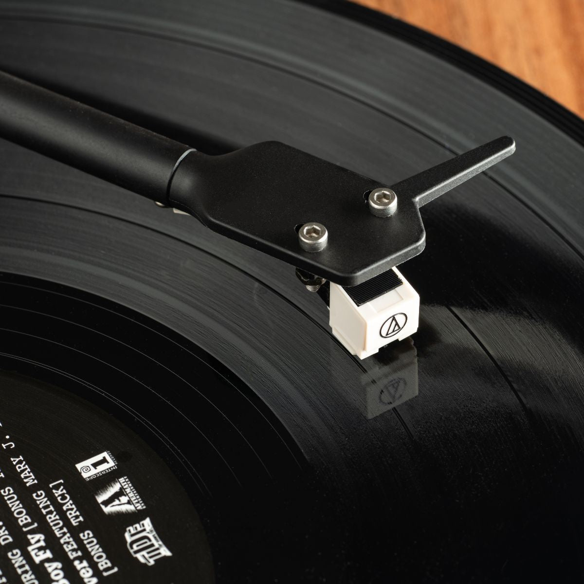 [OPEN BOX] Pro-Ject E1 BT Bluetooth Turntable - Walnut - K&B Audio