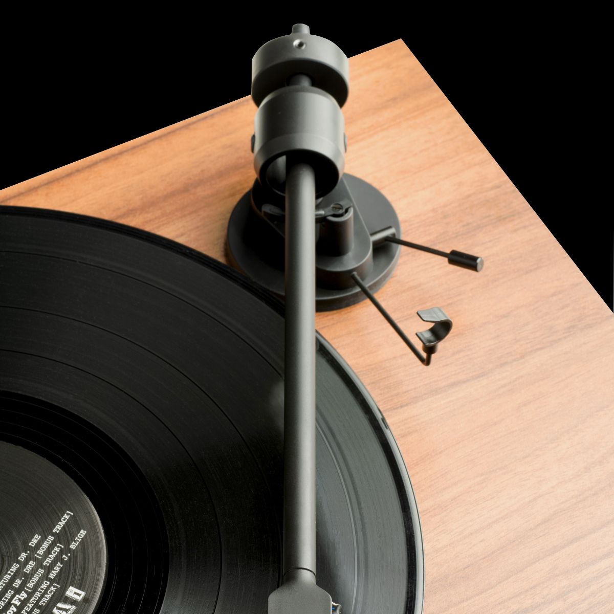 [OPEN BOX] Pro-Ject E1 BT Bluetooth Turntable - Walnut - K&B Audio