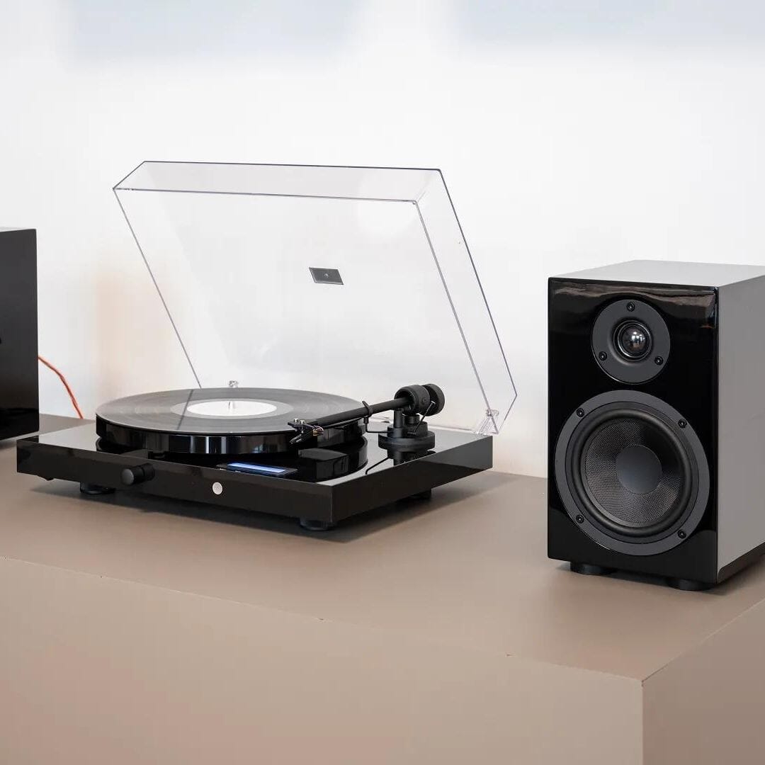 Pro-Ject Juke Box E1 Record Player System with Bluetooth - K&B Audio