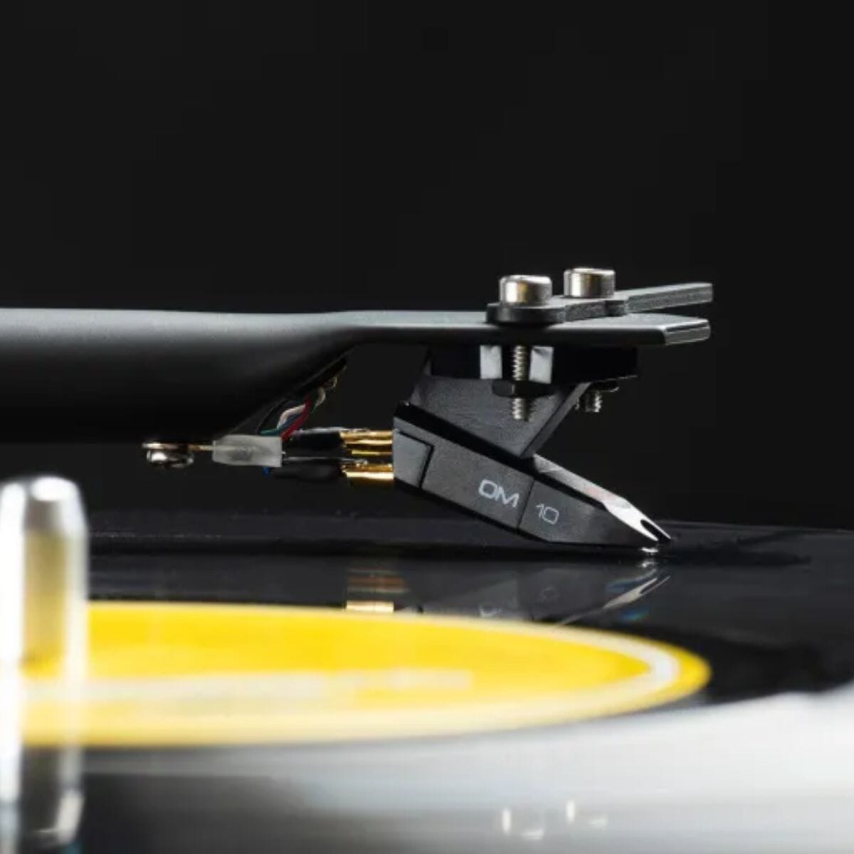 [OPEN BOX] Pro-Ject T1 EVO Phono Turntable with Built-In Preamp - Walnut - K&B Audio