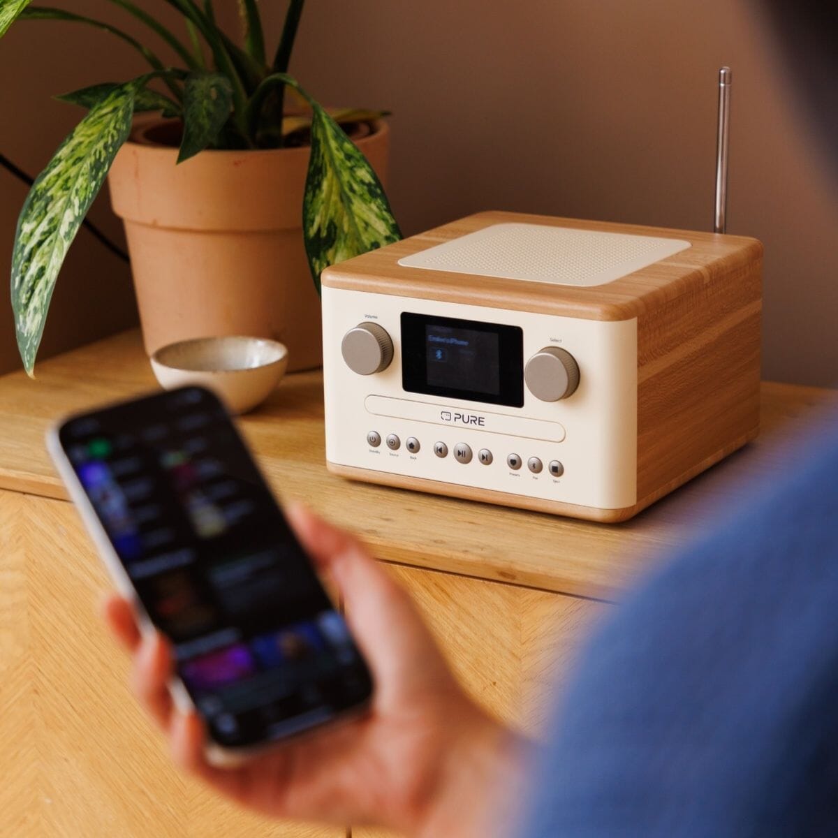 [OPEN BOX] Pure Classic C-D4 DAB/FM Radio with CD Player & Bluetooth - White/Oak - K&B Audio
