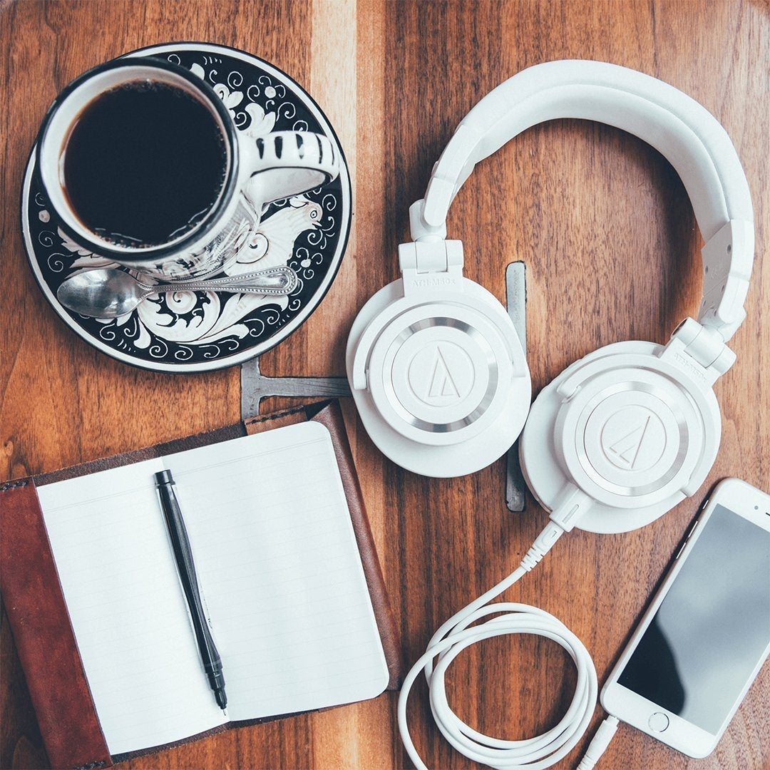 延長コード付き　audio-technica ATH-M50x ホワイト Amazon.com: Audio-Technica ATH-M50X Headphones, White : Electronics