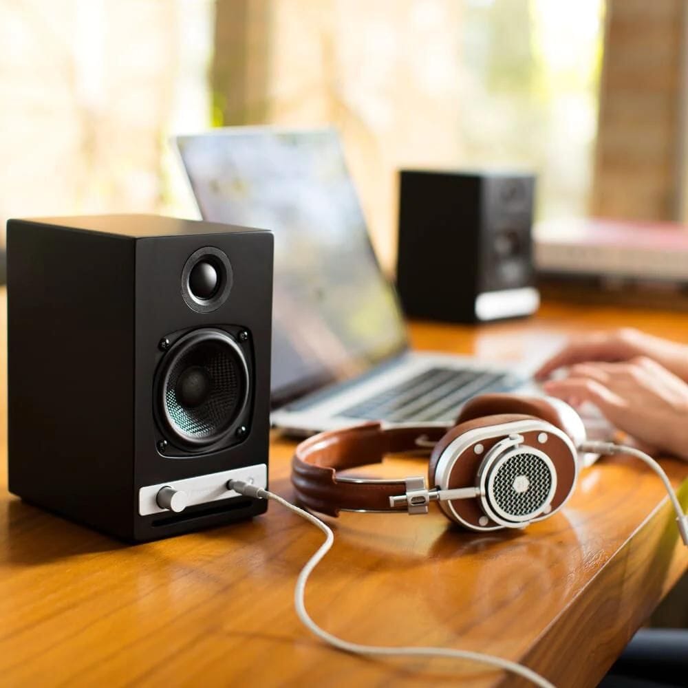 Audioengine HD3 Wireless Bookshelf Speakers with Bluetooth & Headphone Amp - K&B Audio