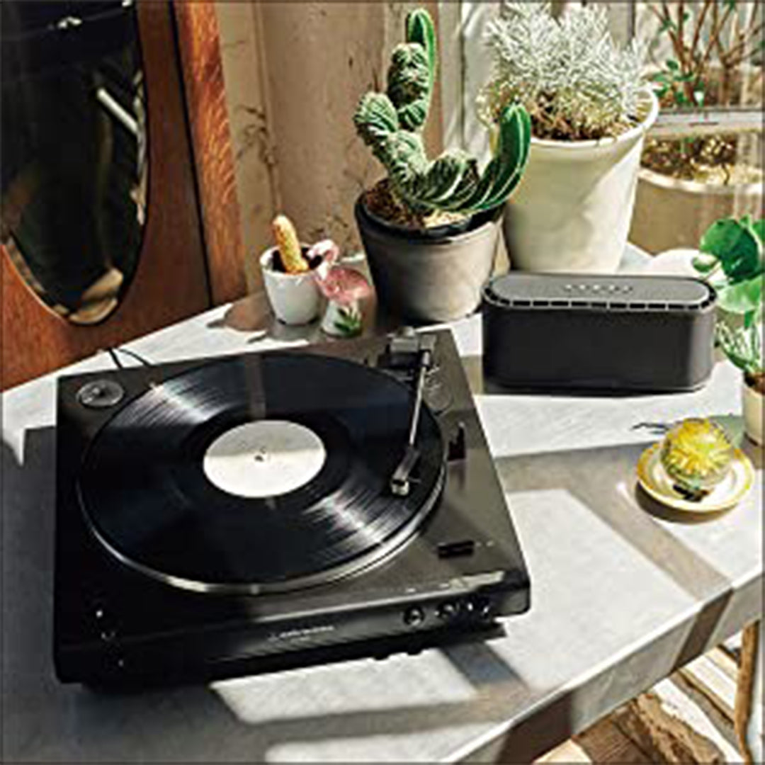 Audio-Technica LP60X Turntable + Edifier R1700BTs Active Bluetooth Speakers - K&B Audio